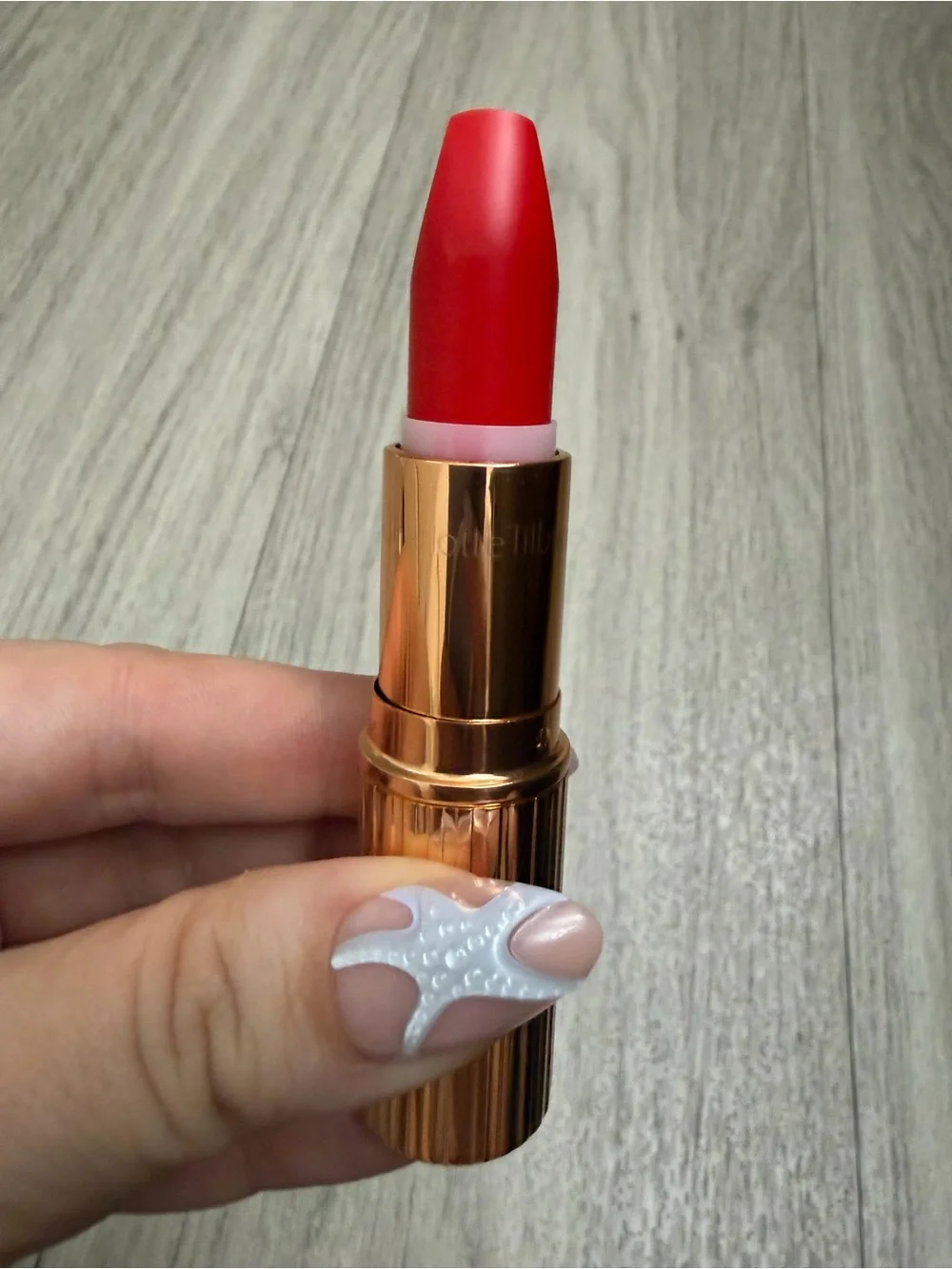 New Charlotte Tilbury Matte Revolution Lipstick Tell Laura
